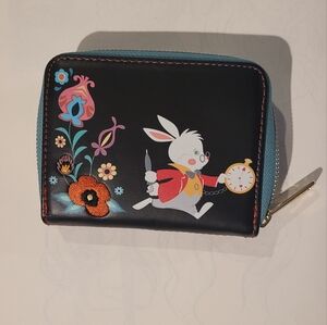 Loungefly wallet , Alice in wonderland